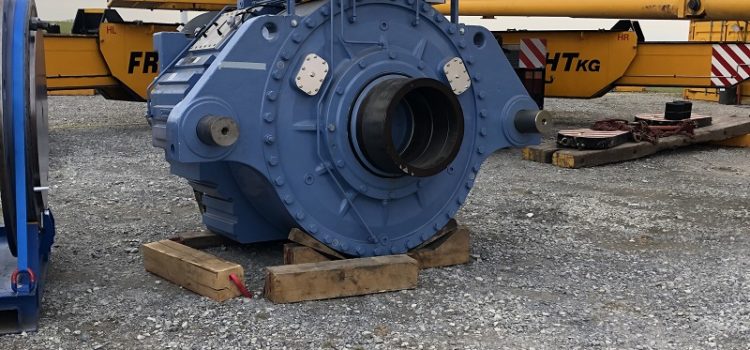 Reparatur der WEA 5: Warten auf den windstillen Tag Reparatur der WEA 5: Warten auf den windstillen Tag